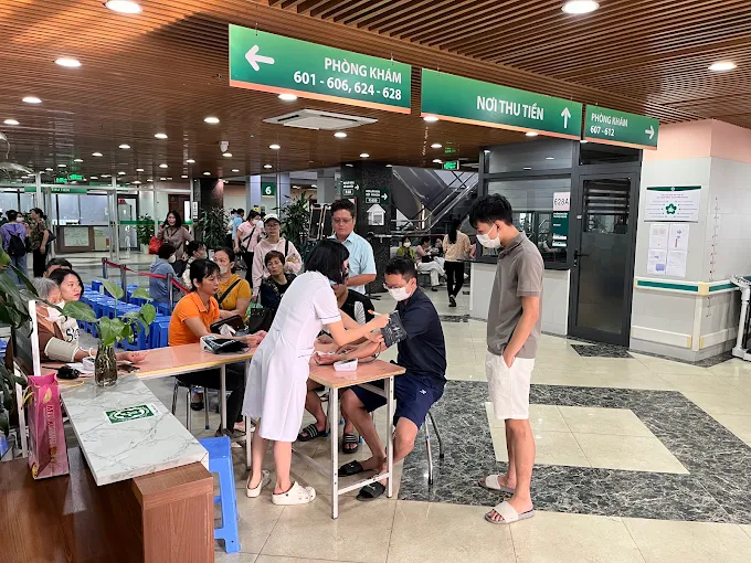 benh-vien-bach-mai-2